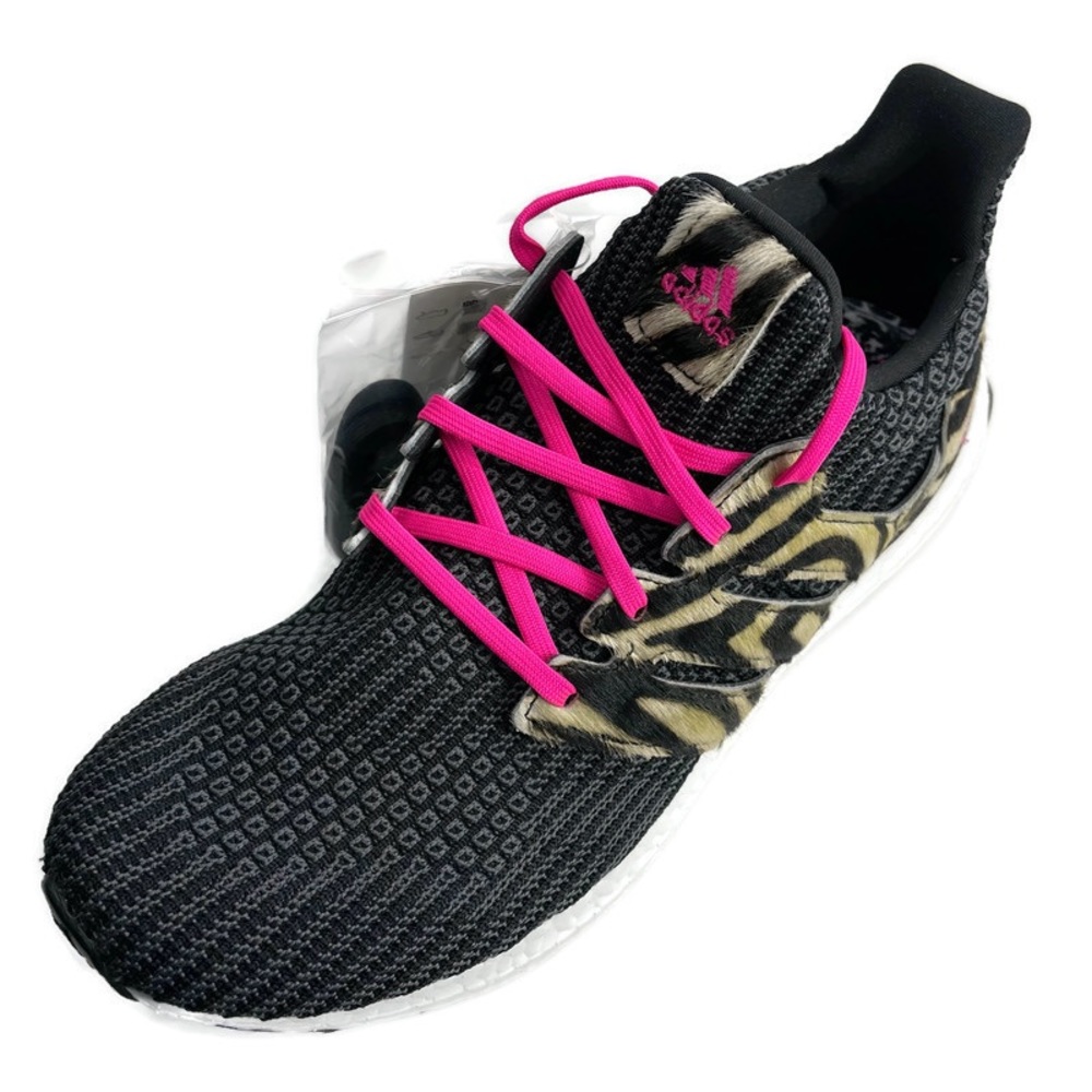 Adidas Ultraboost DNA ‘Zebra’‎ Unisex Men-10.5, Women-11.5